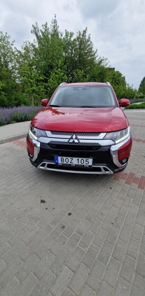 Mitsubishi Outlander cena 73900 przebieg: 189994, rok produkcji 2019 z Ciechanów małe 379